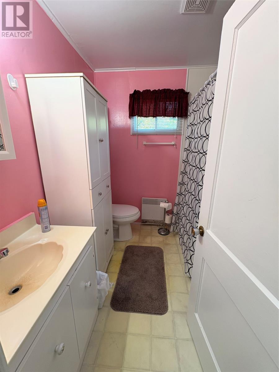 38 Brook Street Property Photo 11