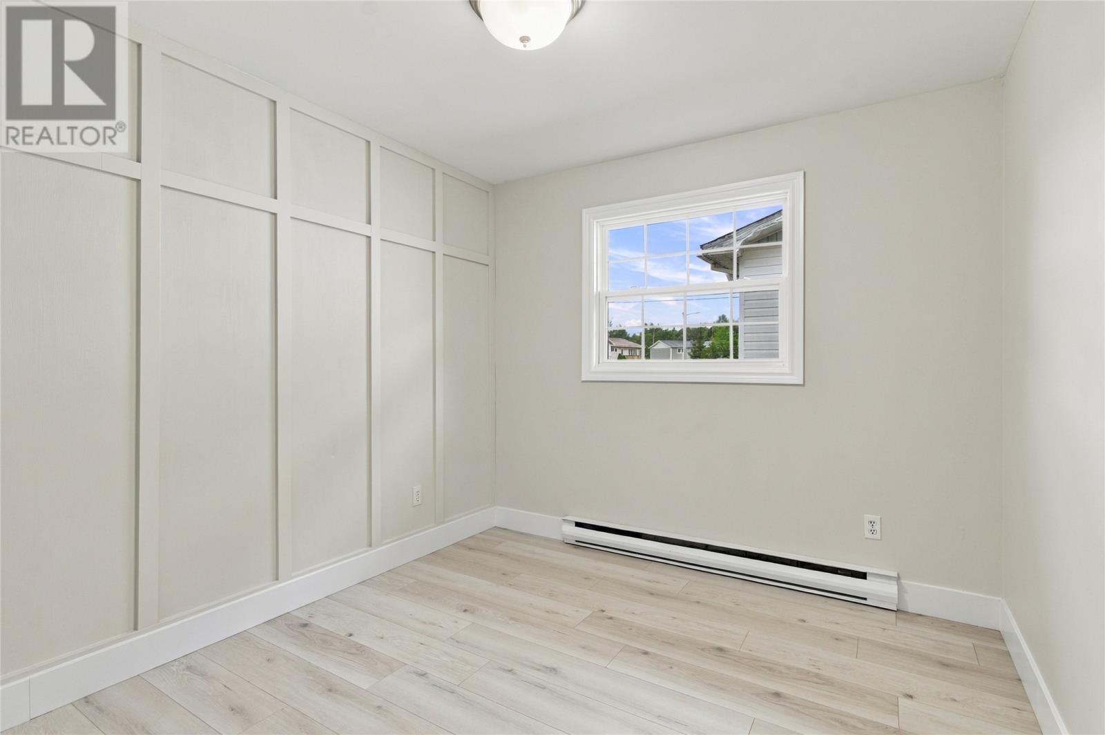 98 Rickenbacker Road Property Photo 14