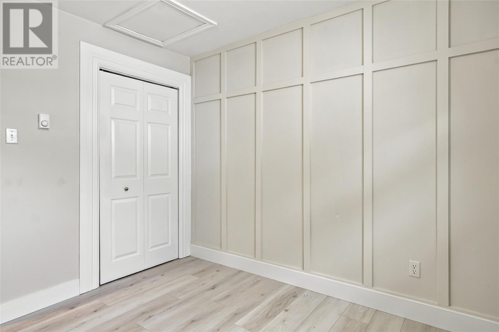 98 Rickenbacker Road Property Photo 15