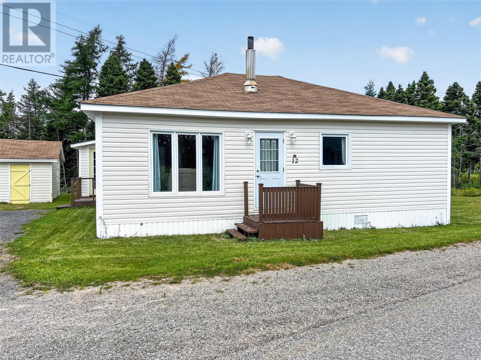 12 Riverside Road W Photo de la propriété 1