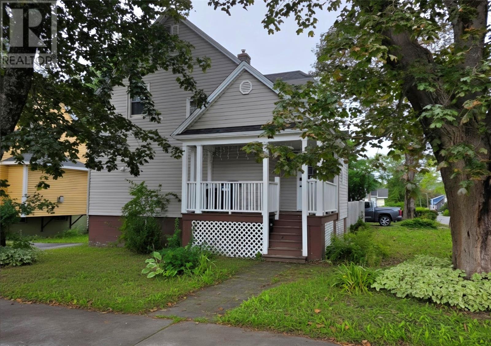 42 EastValley Road Property Photo 1