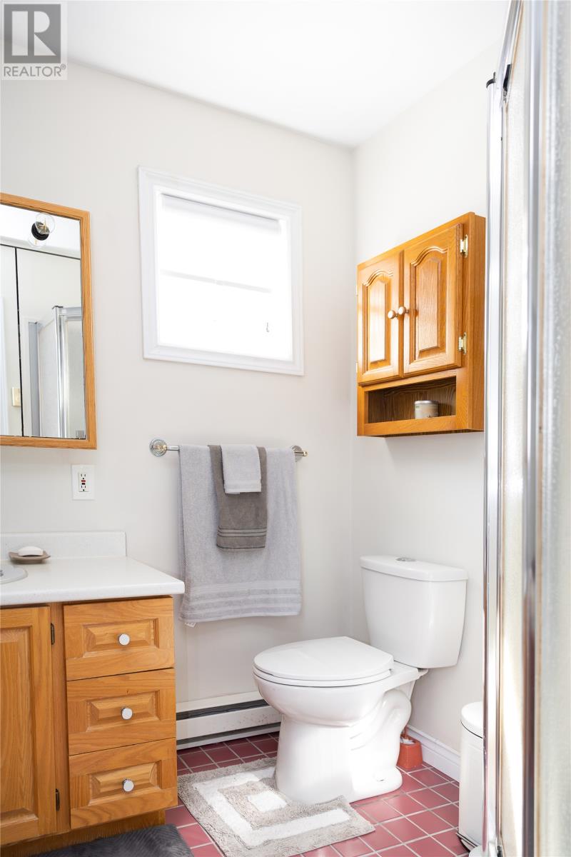 12 Lakeview Place Property Photo 18