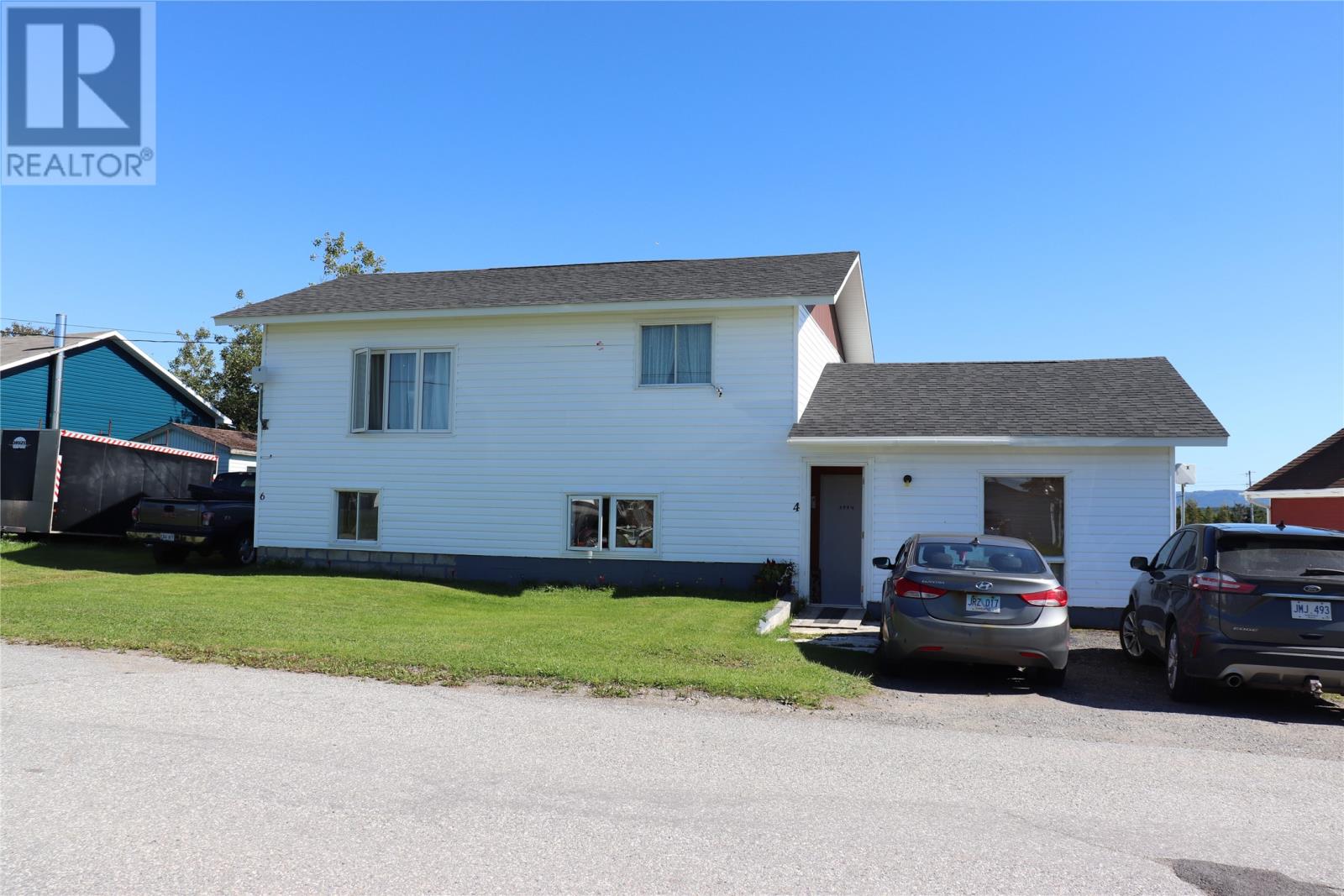 6 Hillview Avenue Property Photo 1