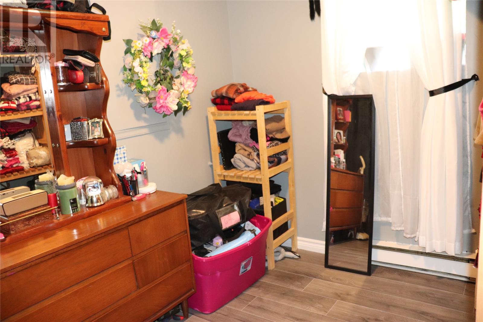 6 Hillview Avenue Property Photo 15