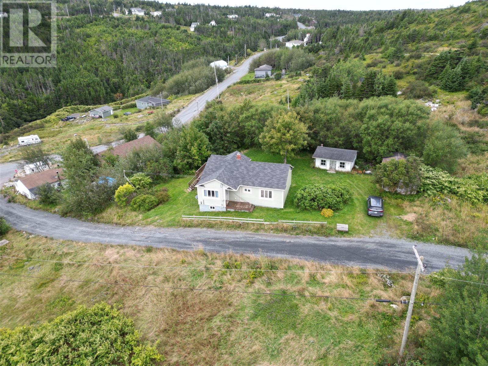 3 Robbins Road Property Photo 4