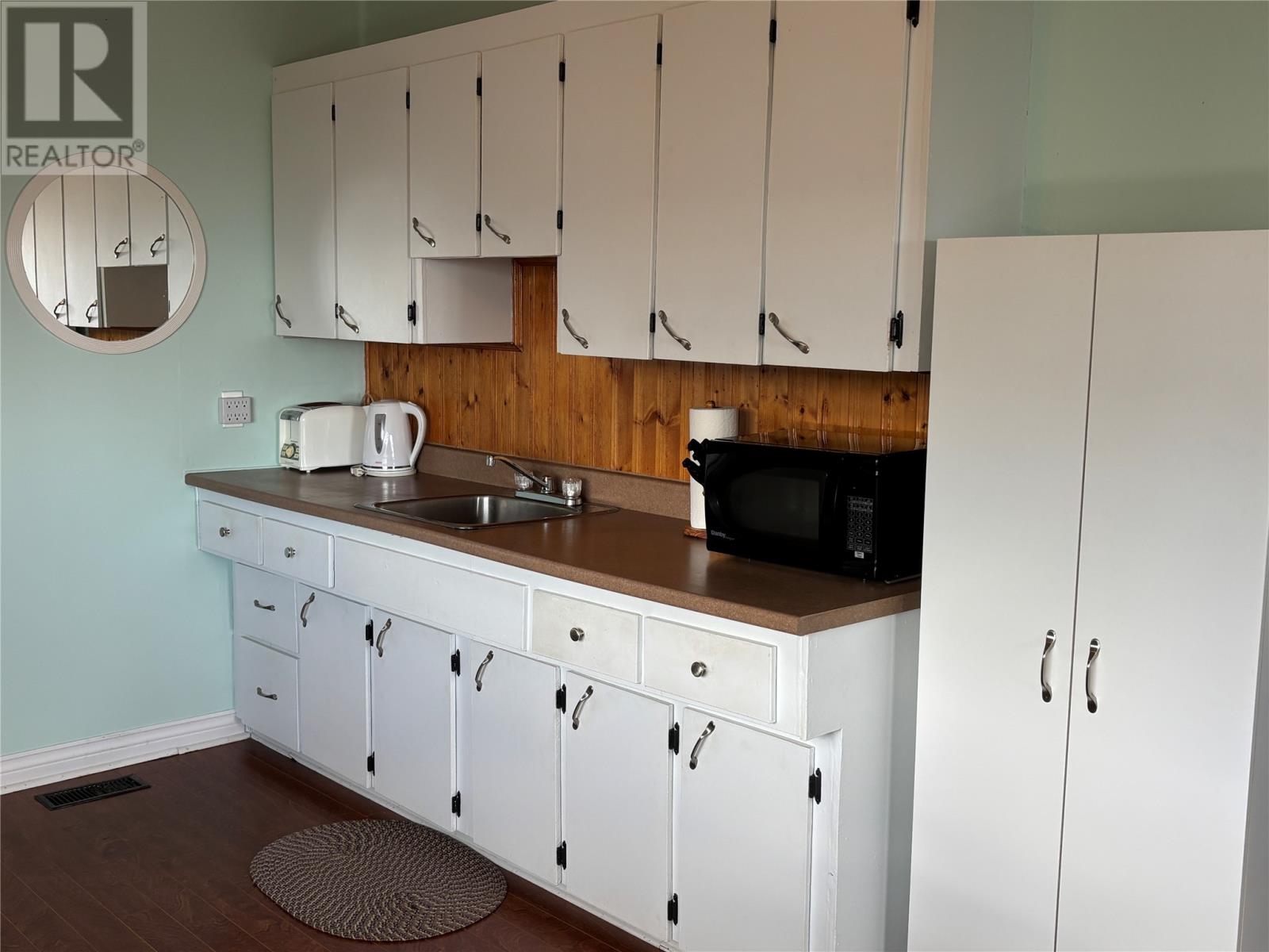 3 Robbins Road Property Photo 15