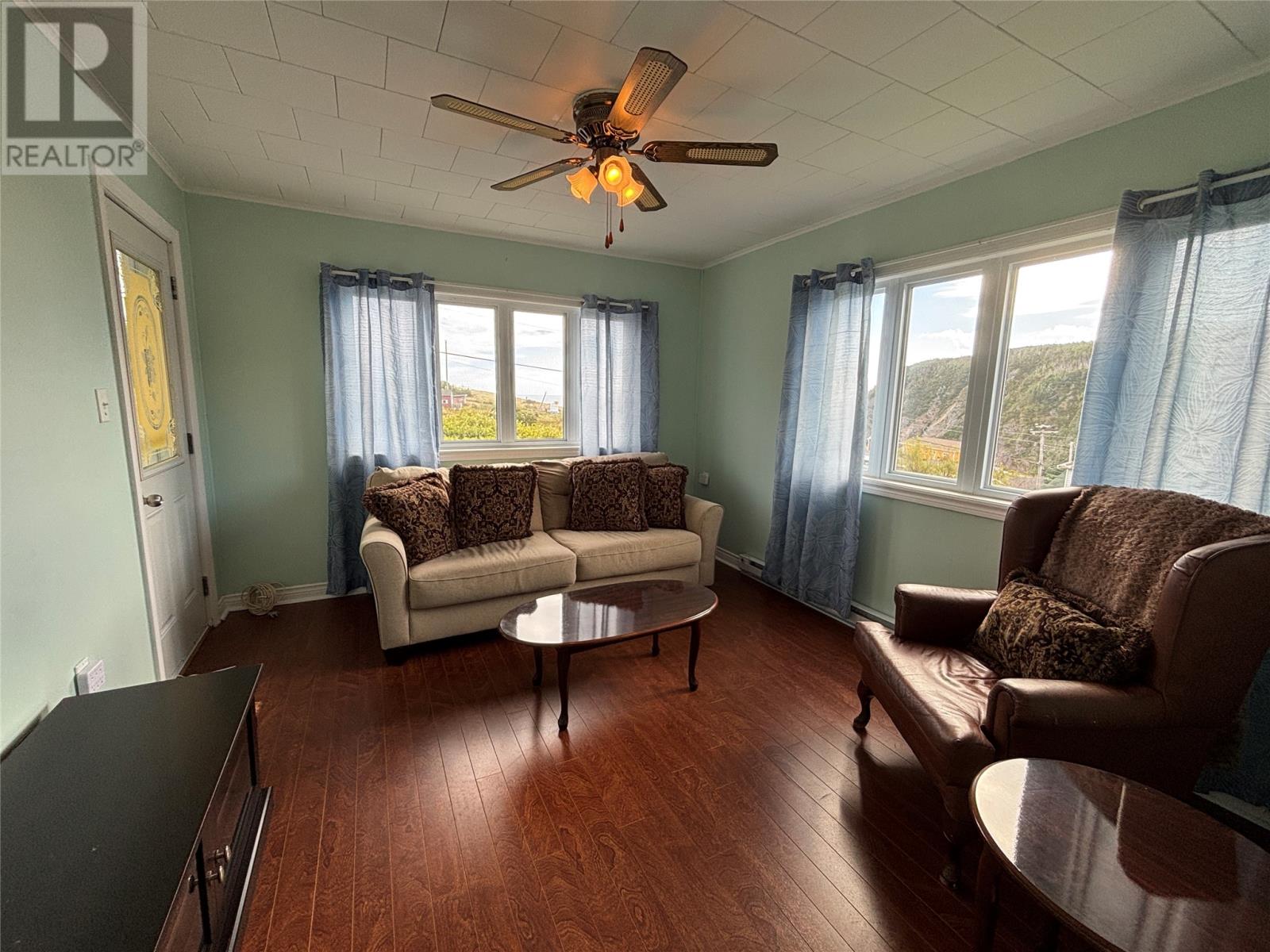 3 Robbins Road Property Photo 16