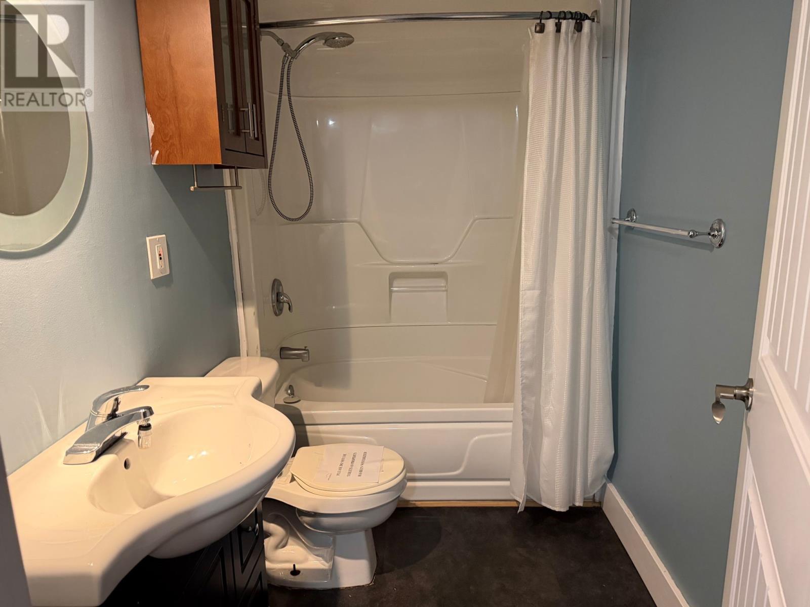 2 Birch Street Property Photo 11