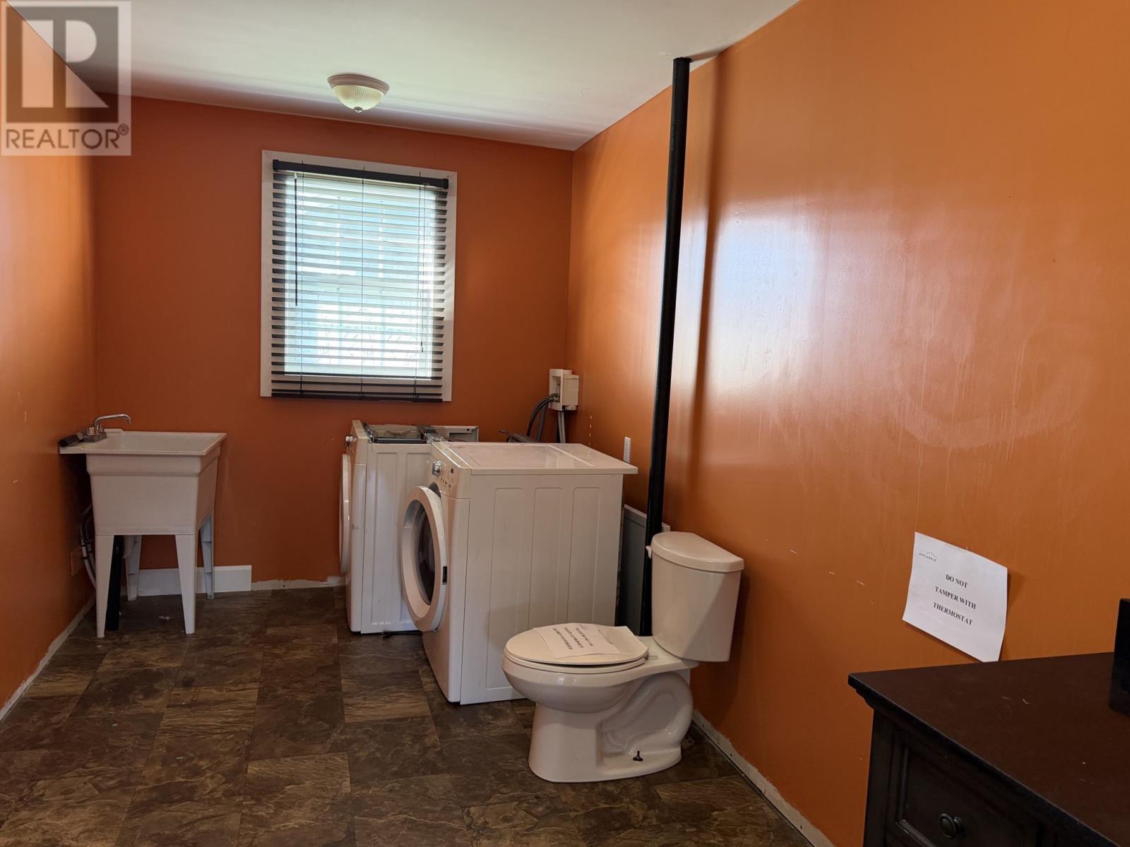 2 Birch Street Property Photo 15