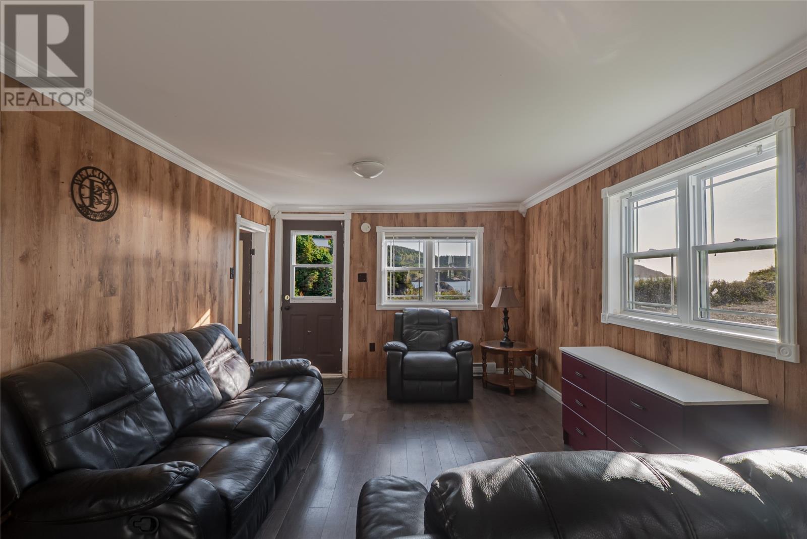 217 Admirals Cove Road Property Photo 6