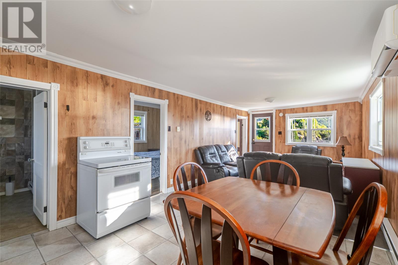 217 Admirals Cove Road Property Photo 9