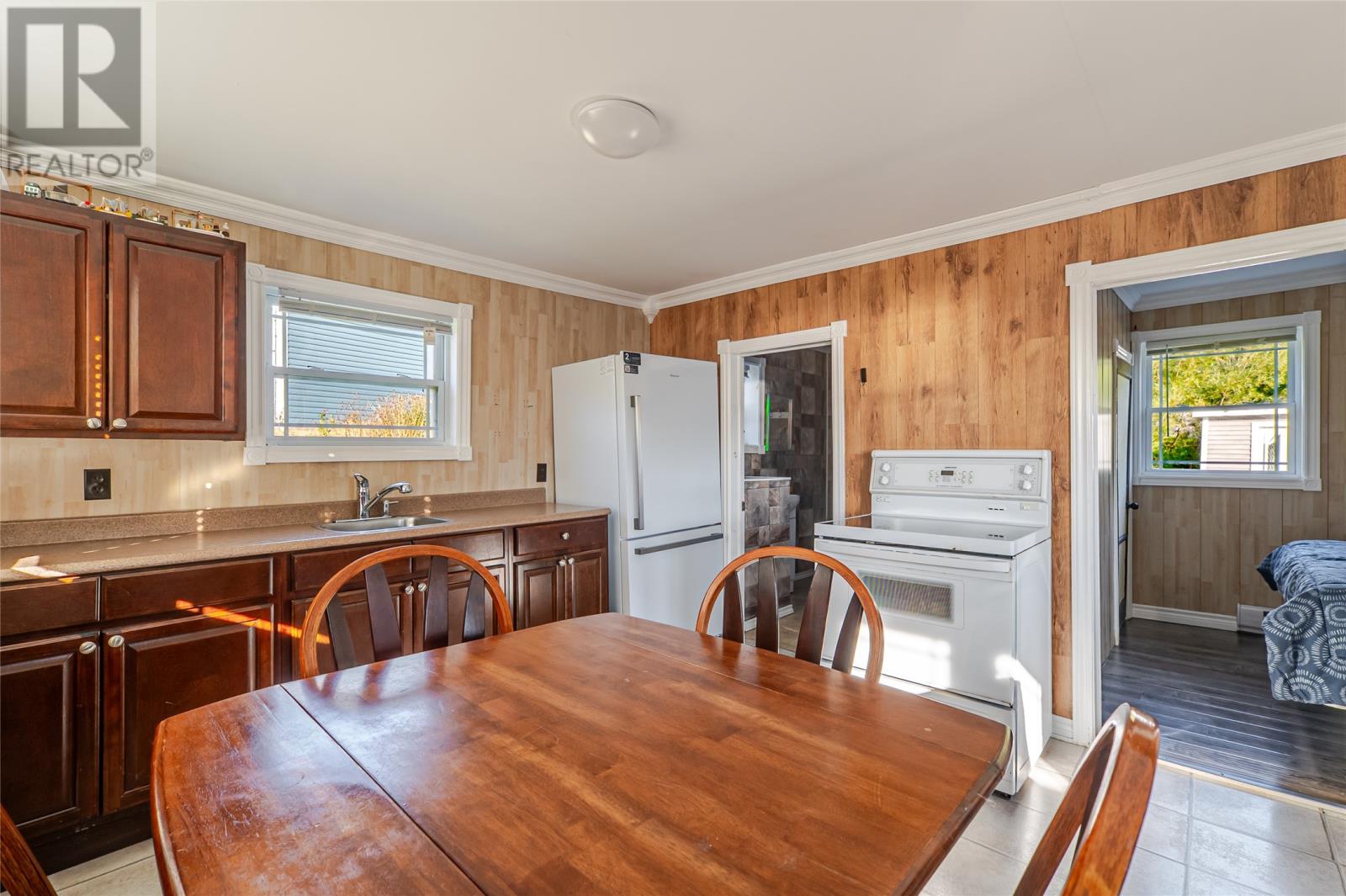 217 Admirals Cove Road Property Photo 10