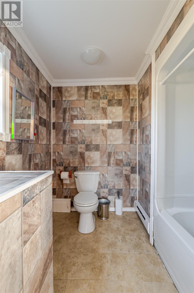 217 Admirals Cove Road Property Photo 14