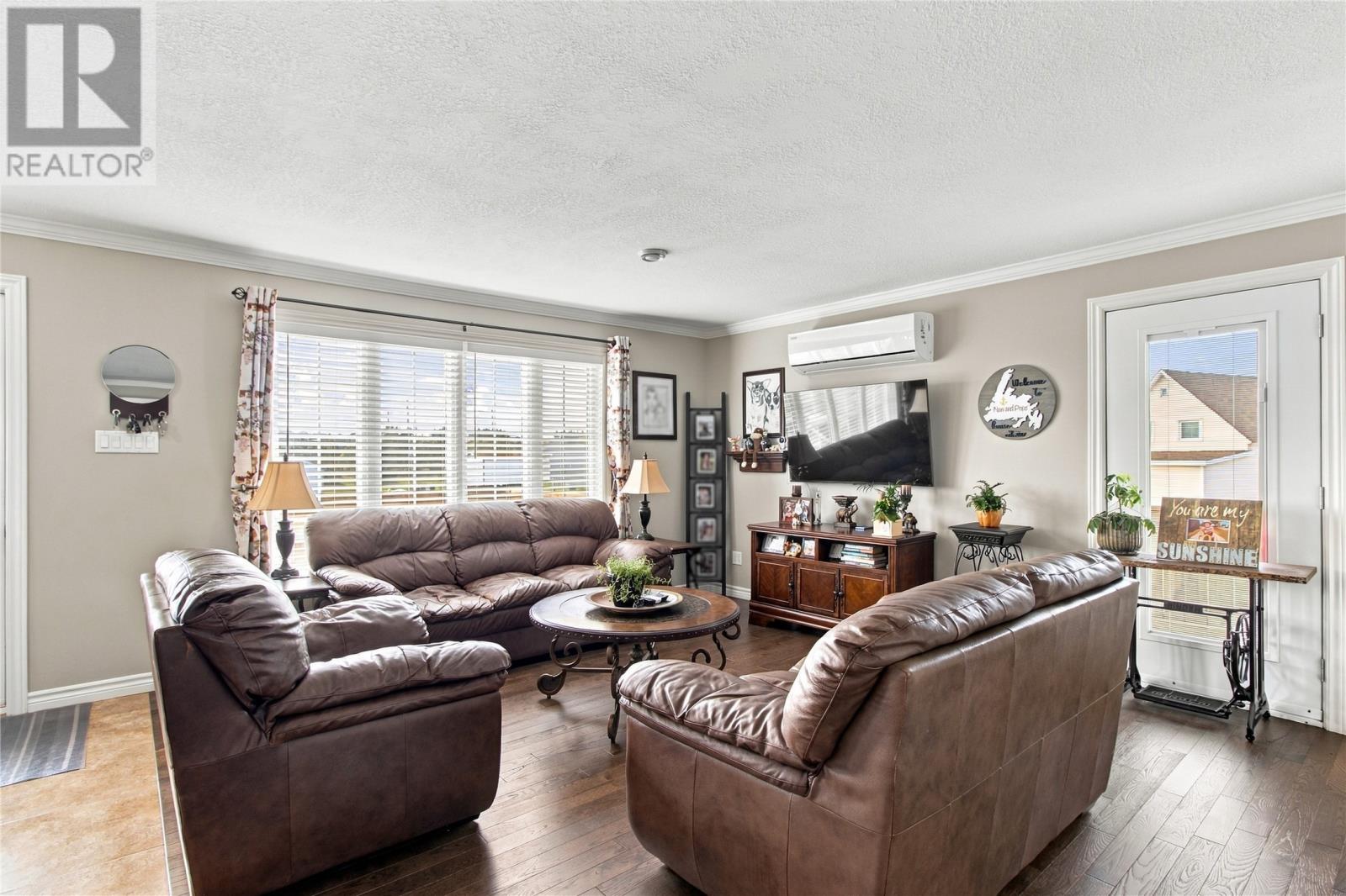 19 Hibbs Road Property Photo 4