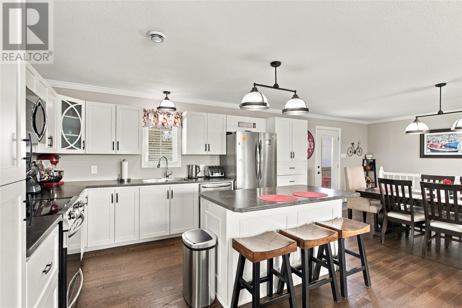 19 Hibbs Road Property Photo 6