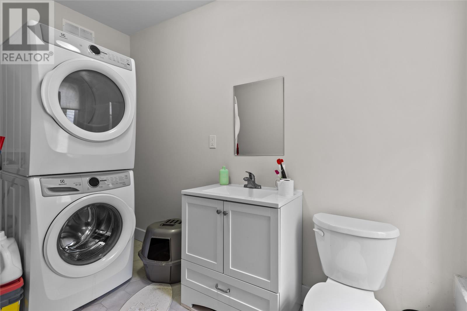 163 Patrick Street Property Photo 18