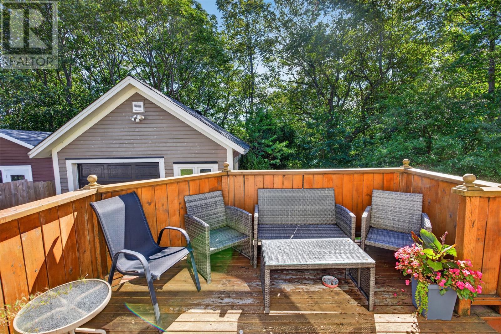 21 Symonds Place Property Photo 44