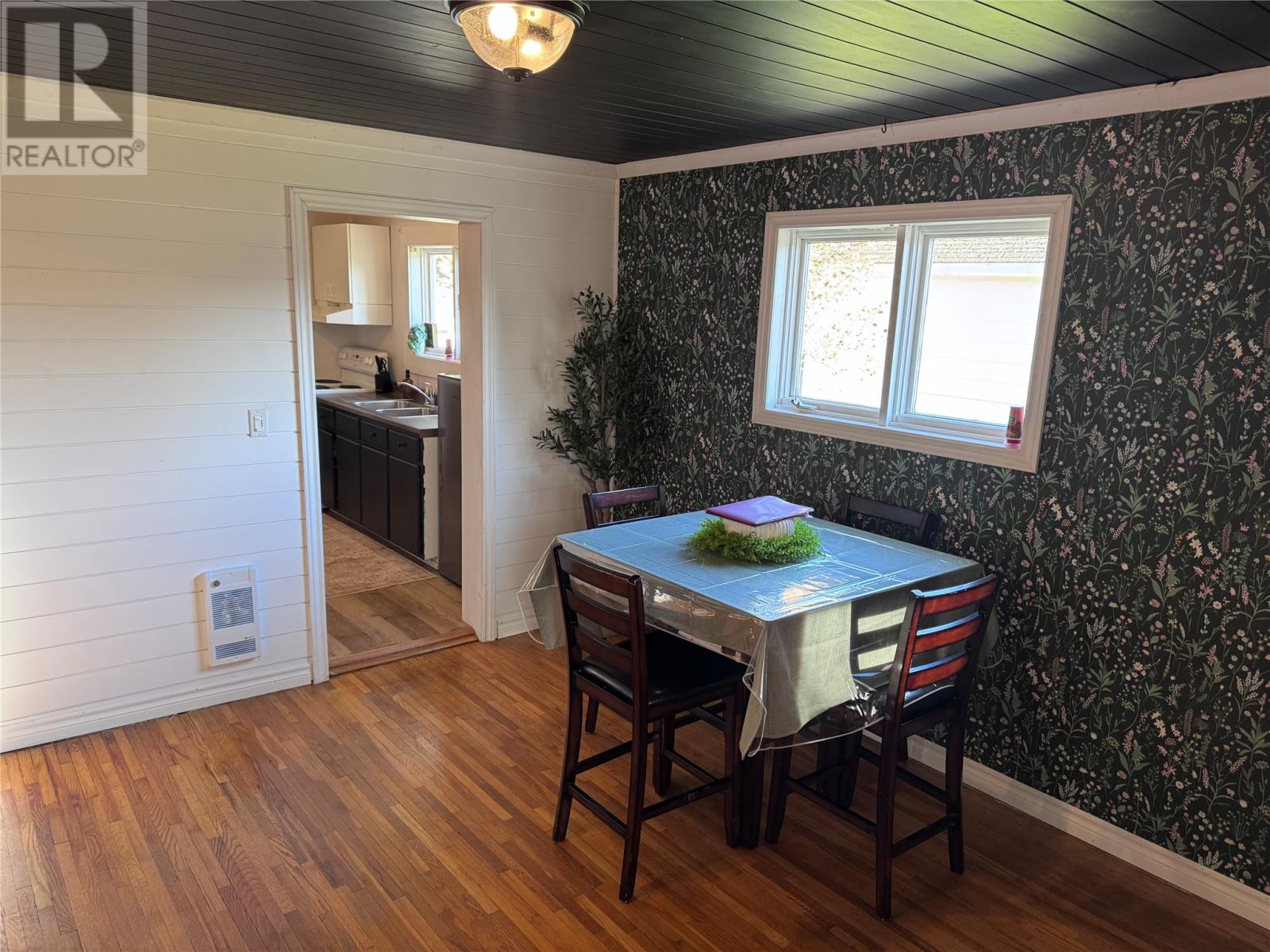 32 Beaumont Avenue Property Photo 6