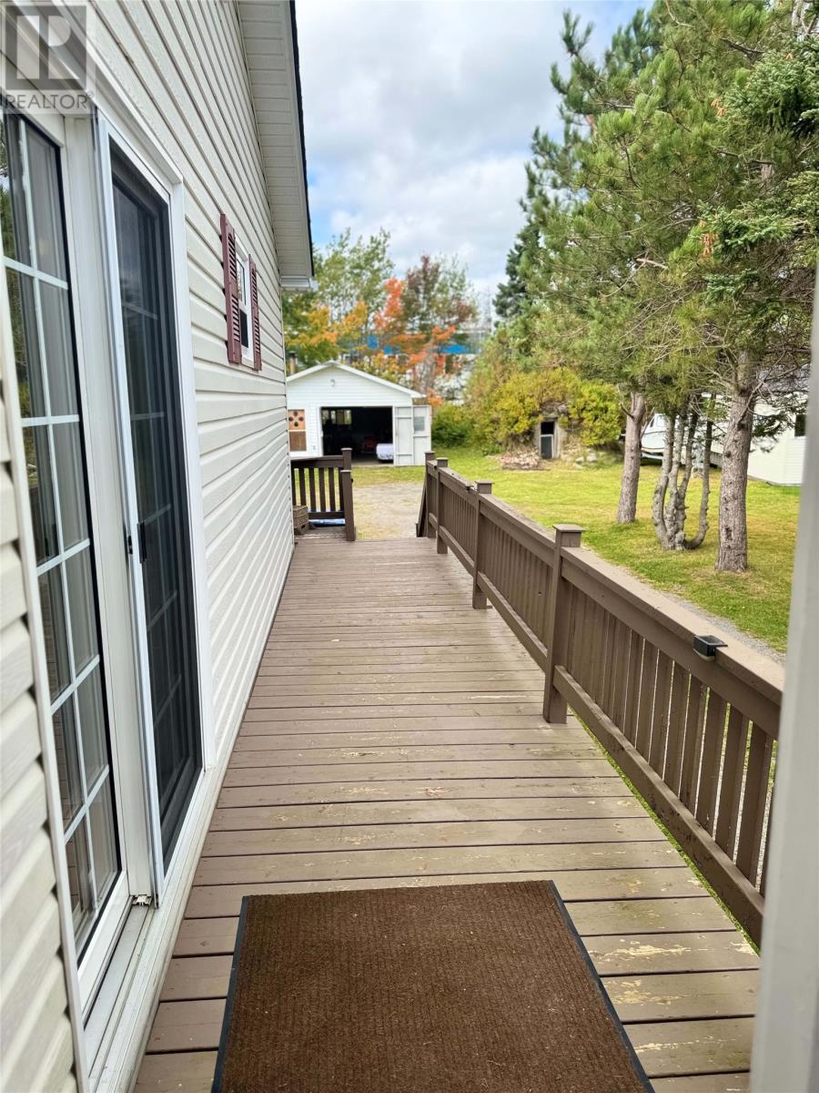 14 Hillview Heights Property Photo 8
