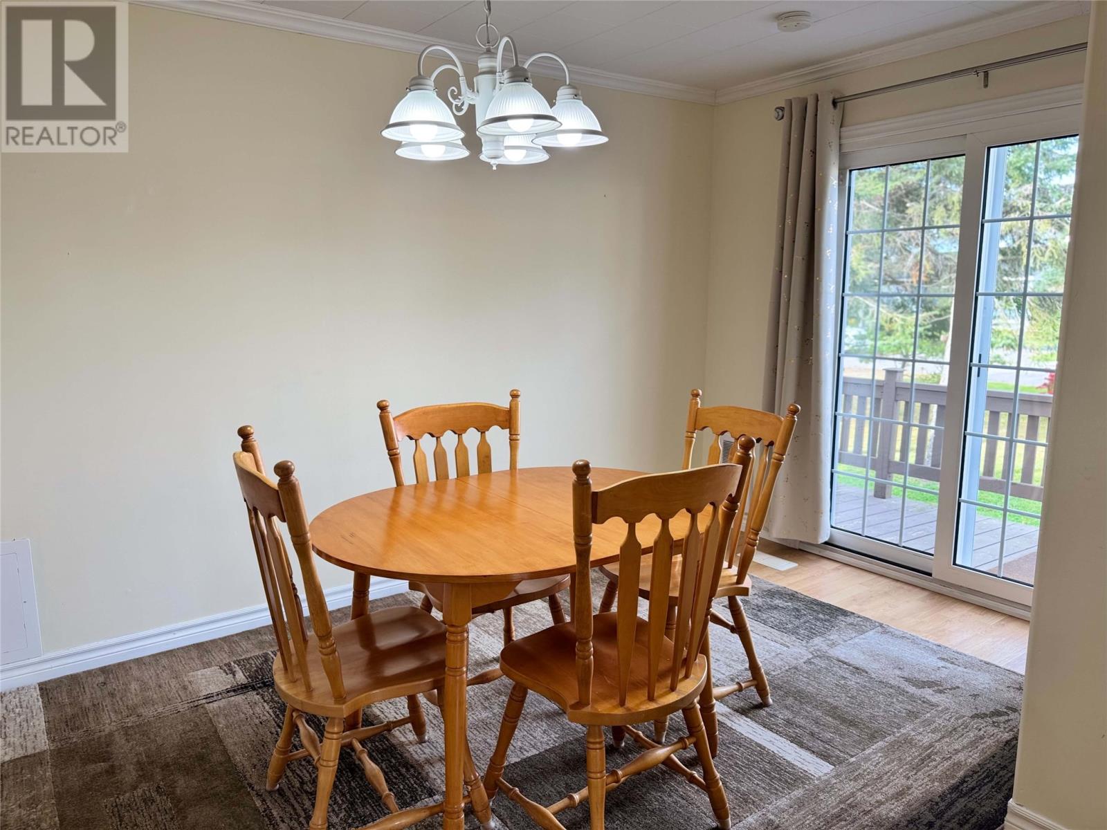 14 Hillview Heights Property Photo 16