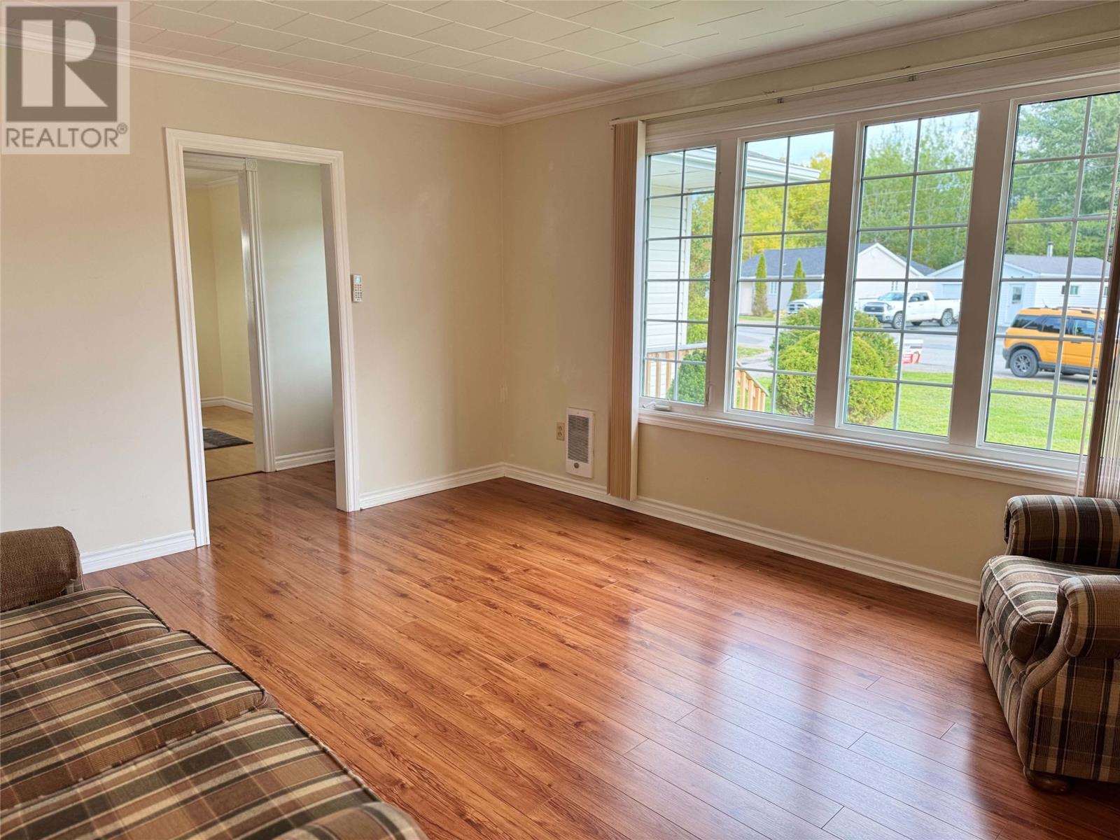 14 Hillview Heights Property Photo 19