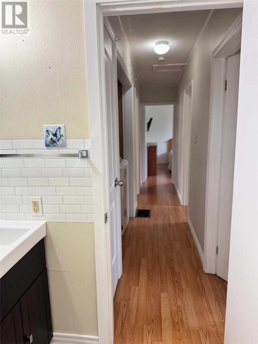 14 Hillview Heights Property Photo 23