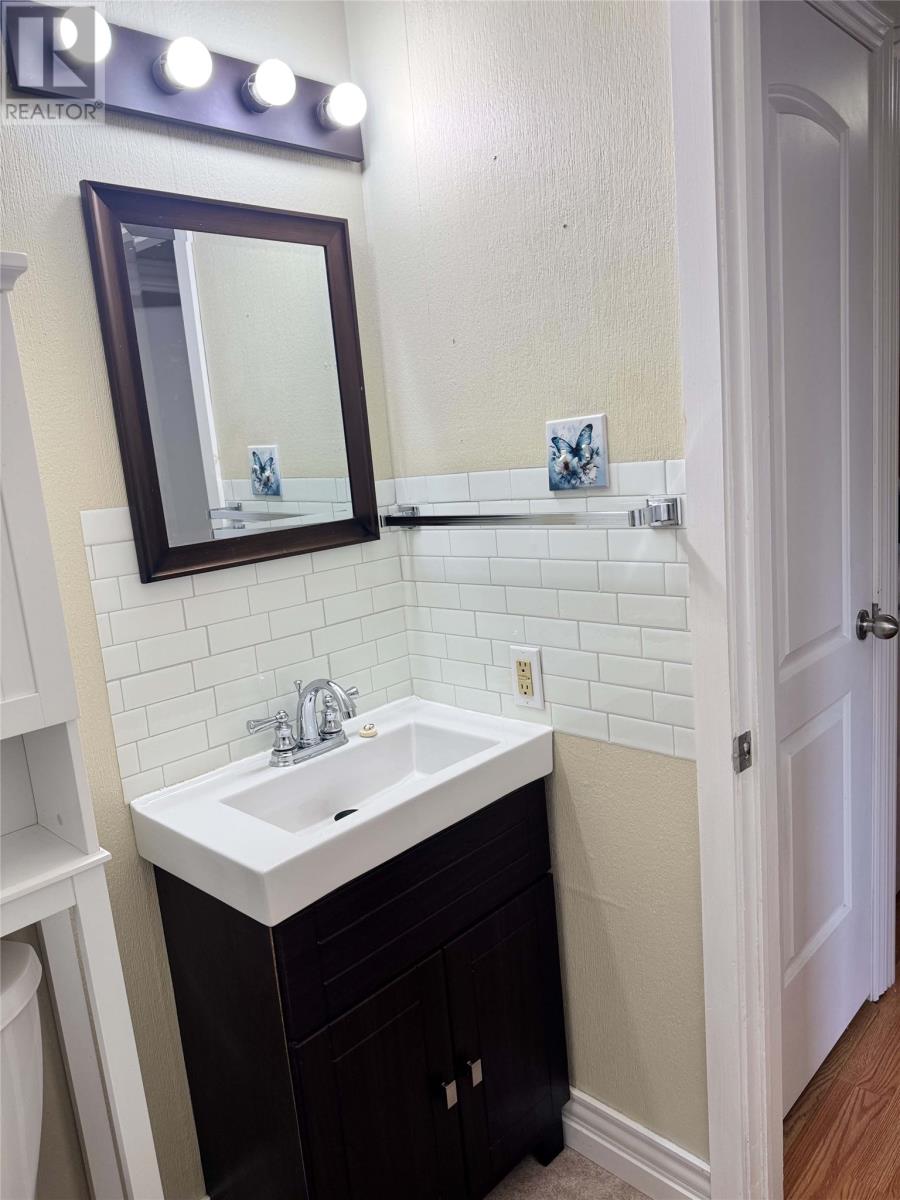 14 Hillview Heights Property Photo 25