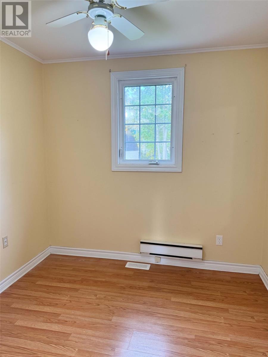 14 Hillview Heights Property Photo 28
