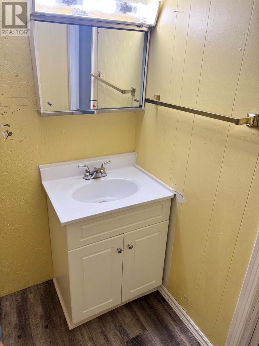 14 Hillview Heights Property Photo 38