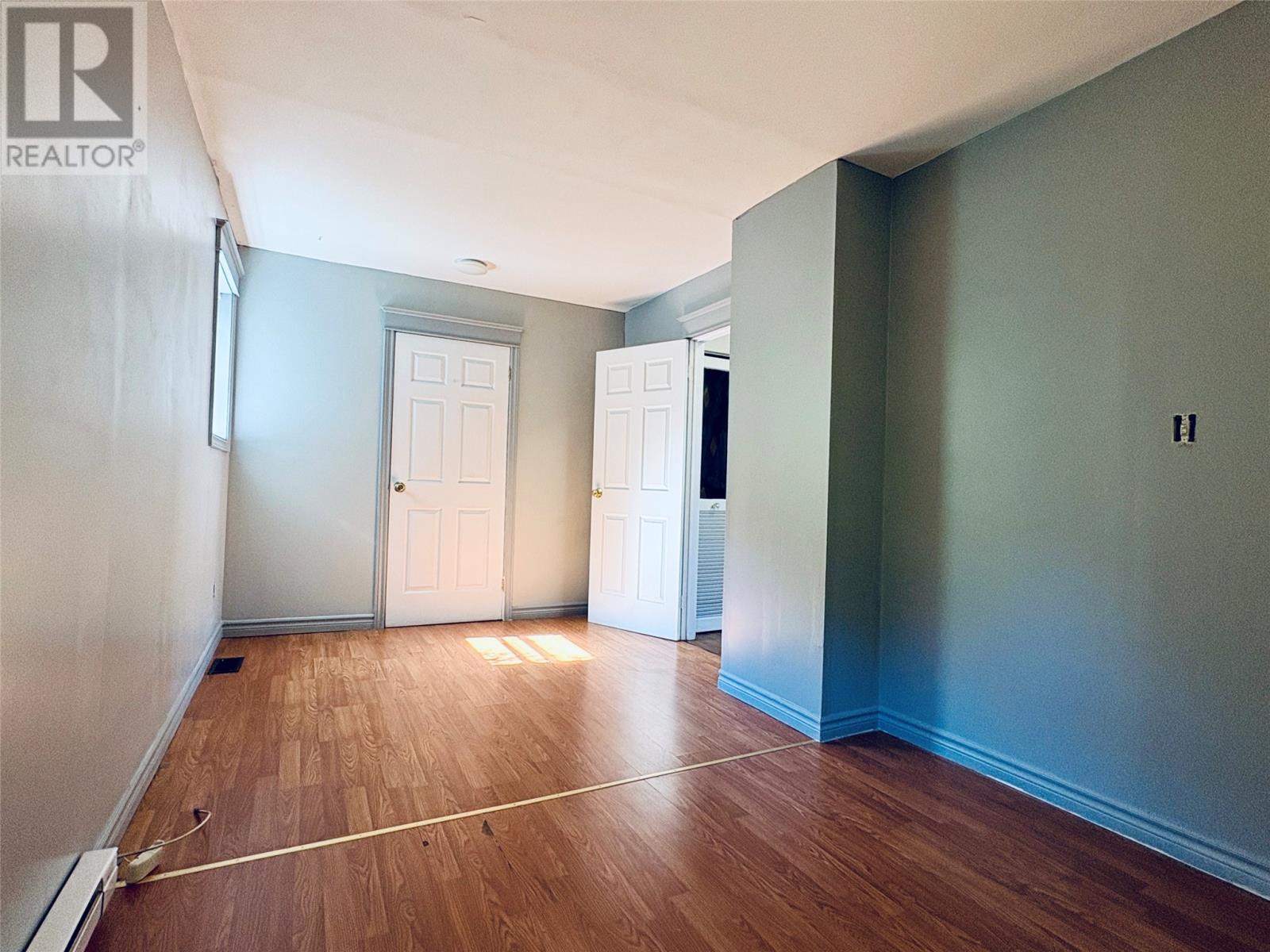 80-82 Riverside Drive Property Photo 9