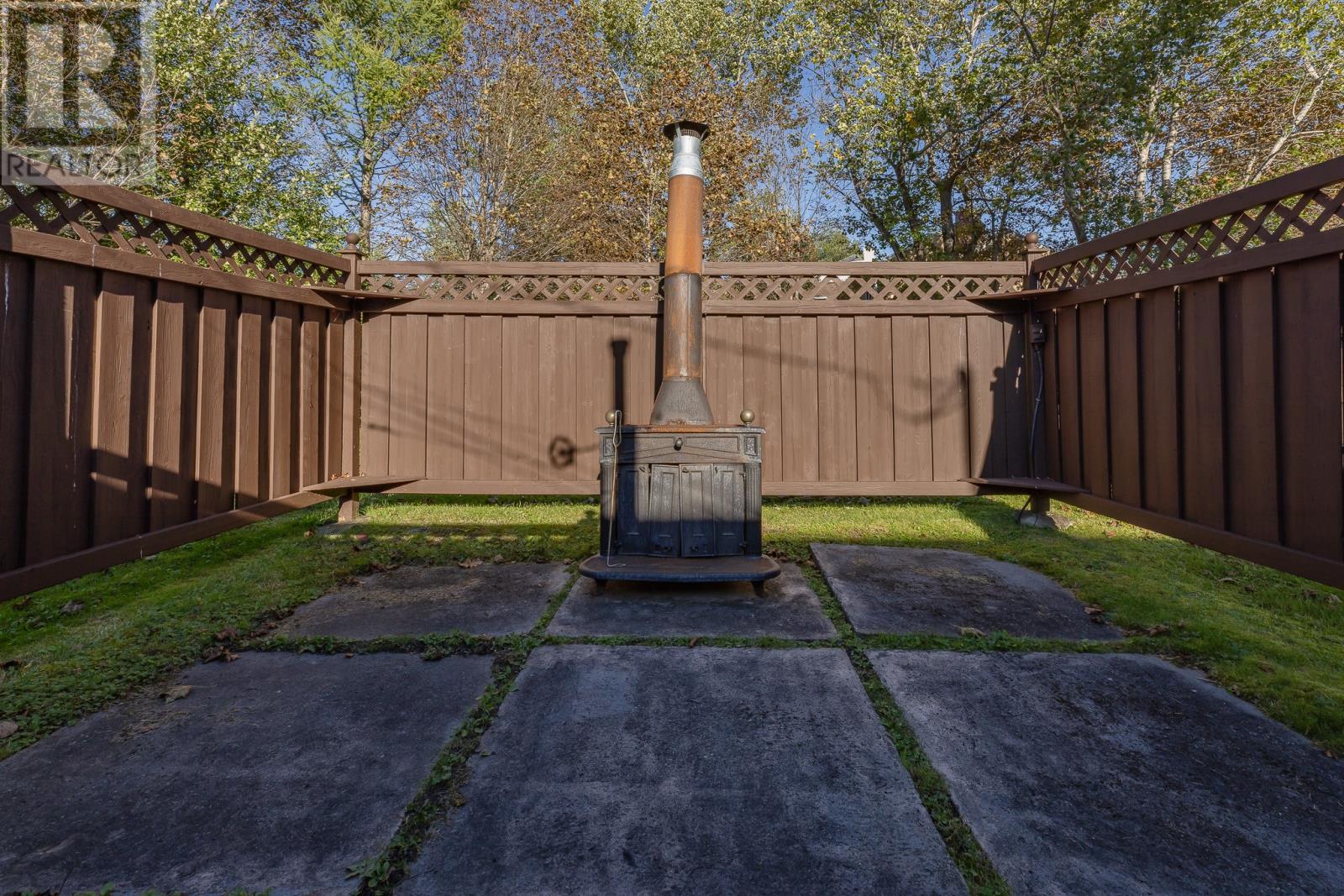 65 North Street Property Photo 15