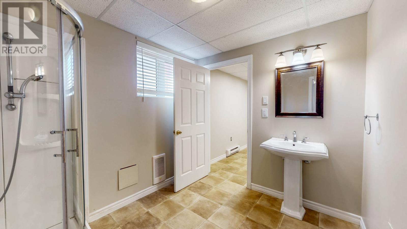 11 Ledingham Place Property Photo 37