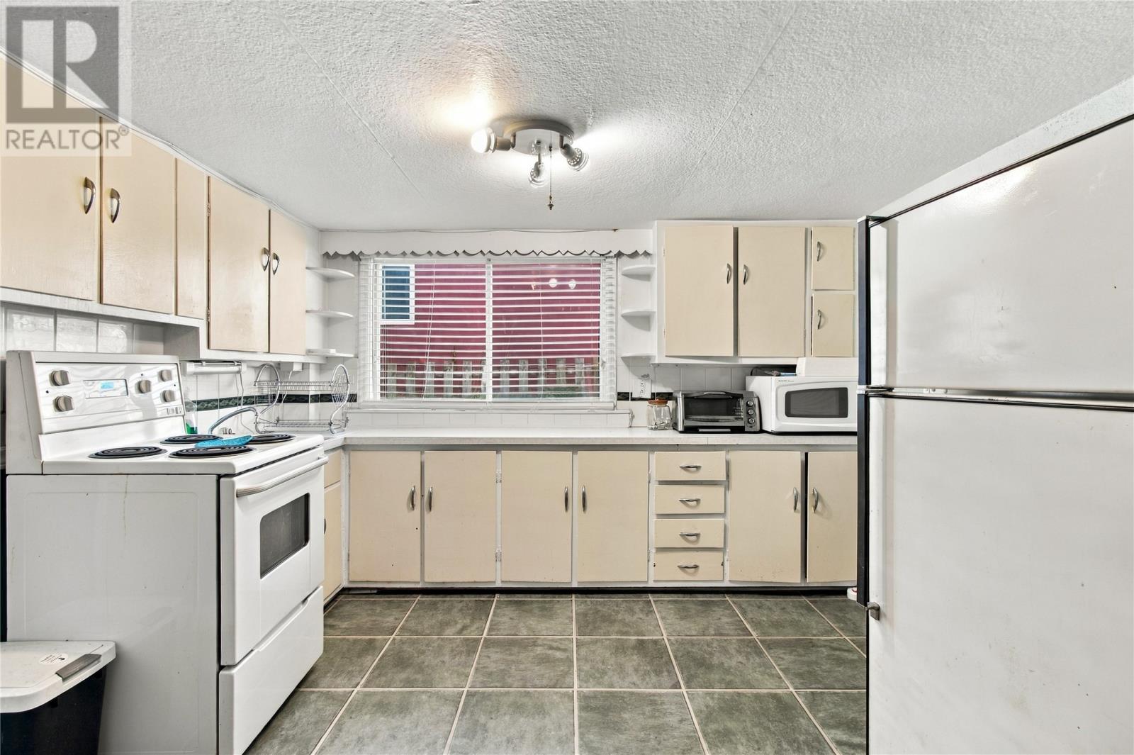 199 Freshwater Road Property Photo 13