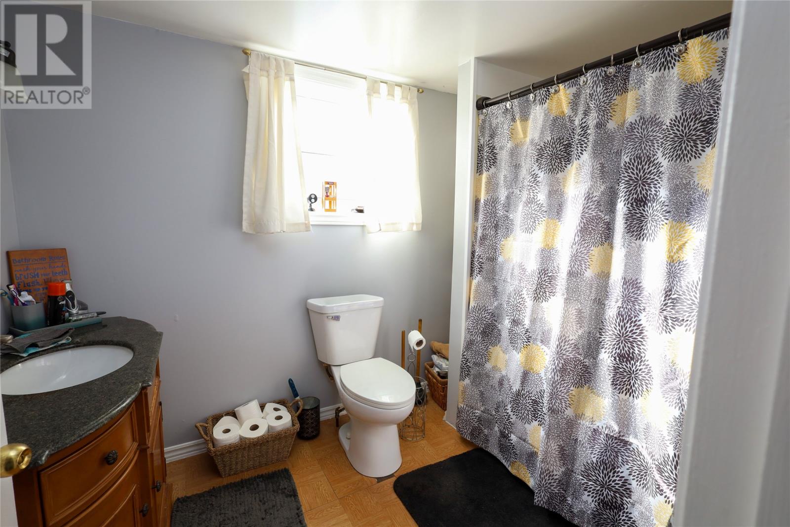14 Webster Place Property Photo 10