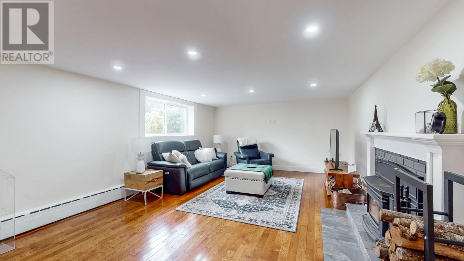 37 Belfast Street Property Photo 24