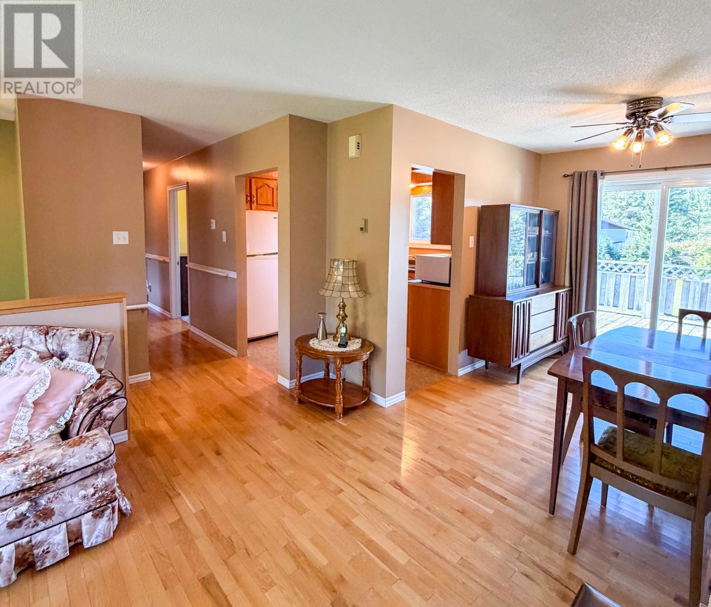 2 Roberts Drive Property Photo 9