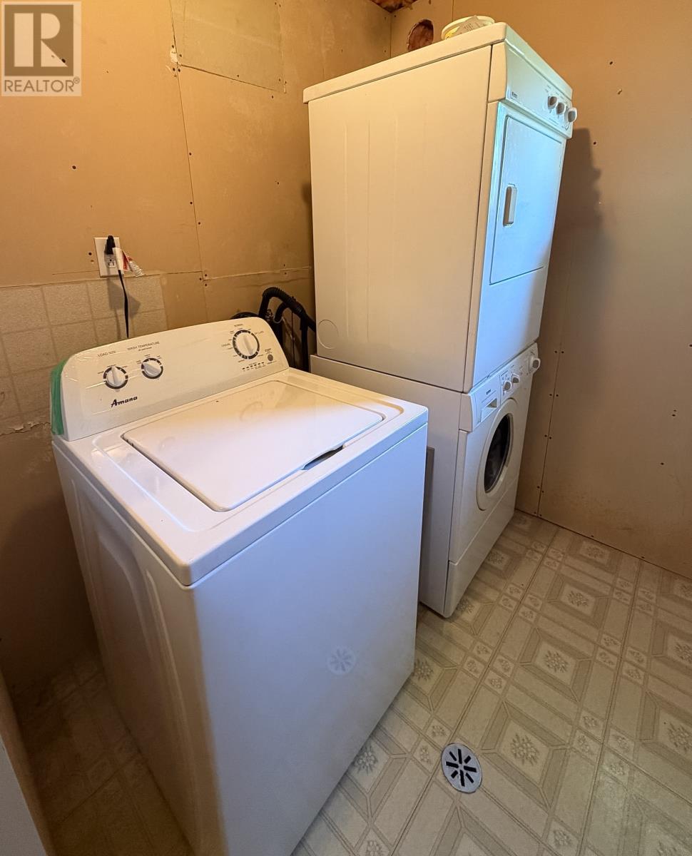 2 Roberts Drive Property Photo 28