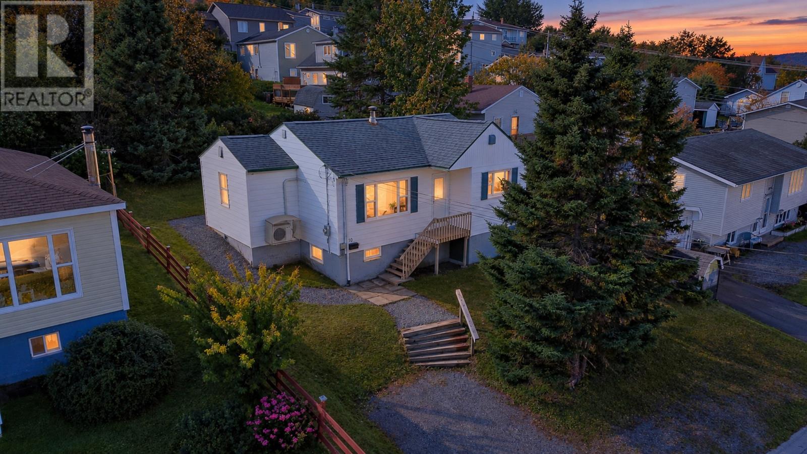 70 Clarence Street Property Photo 1