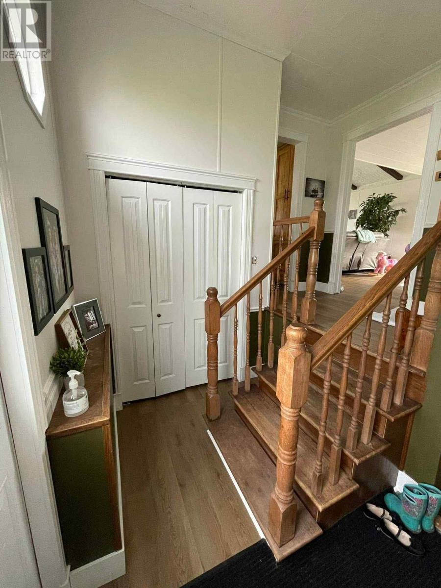 80 A Loop Road Property Photo 2