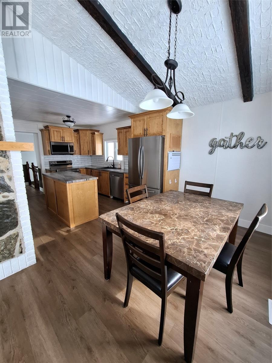 80 A Loop Road Property Photo 3