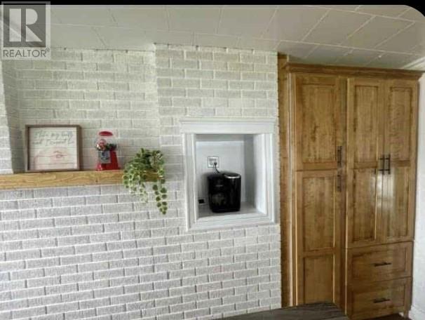 80 A Loop Road Property Photo 13