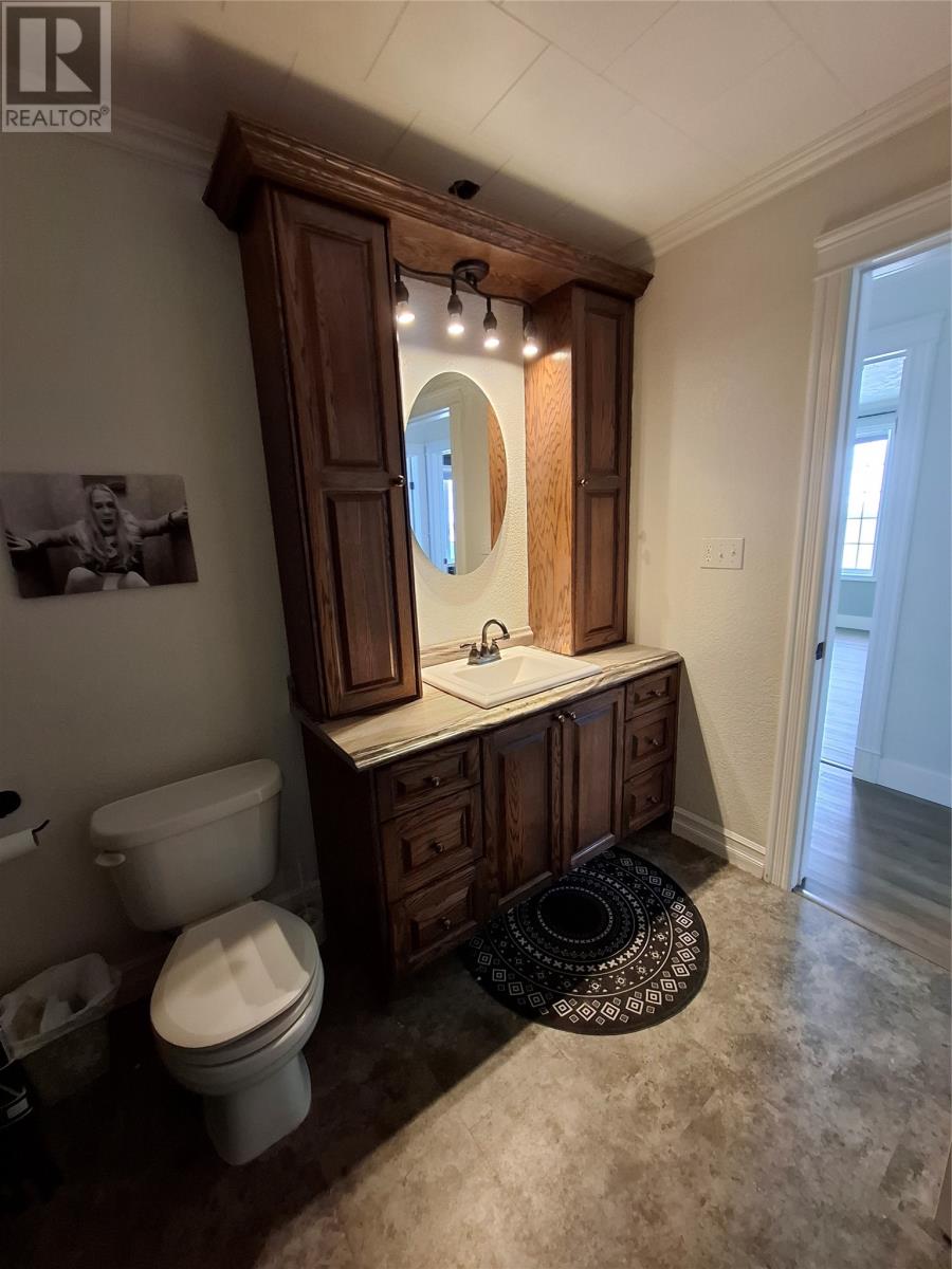 80 A Loop Road Property Photo 15
