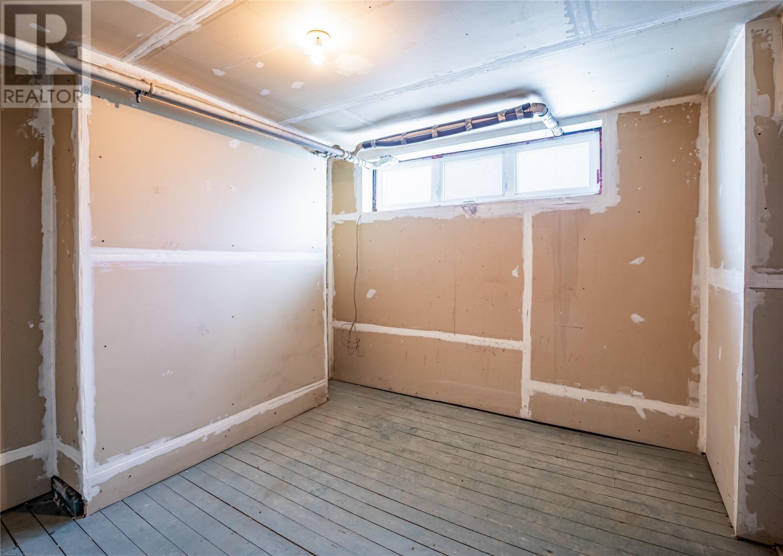 6 Lemarchant Road Property Photo 32