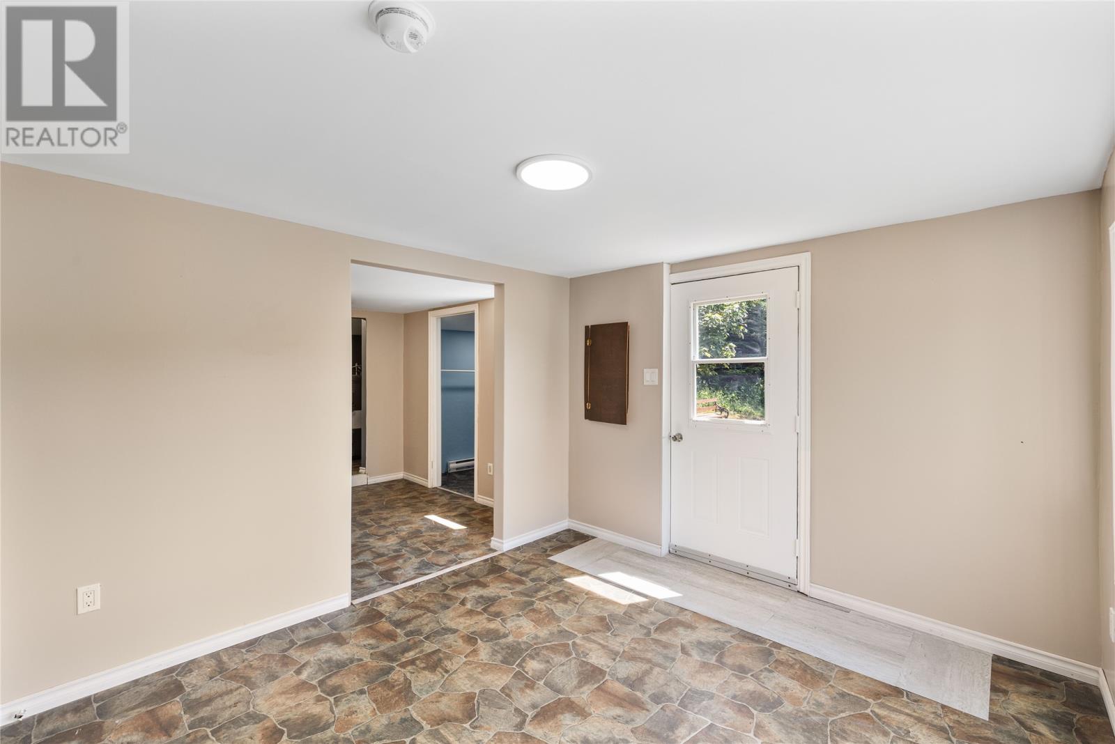 4 Conatti Place Property Photo 3