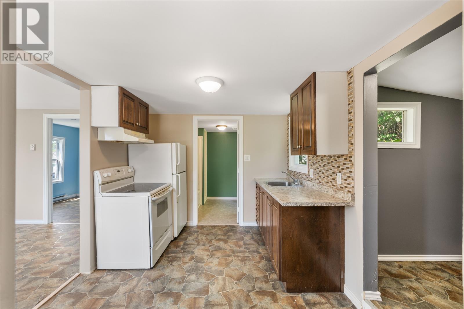 4 Conatti Place Property Photo 7