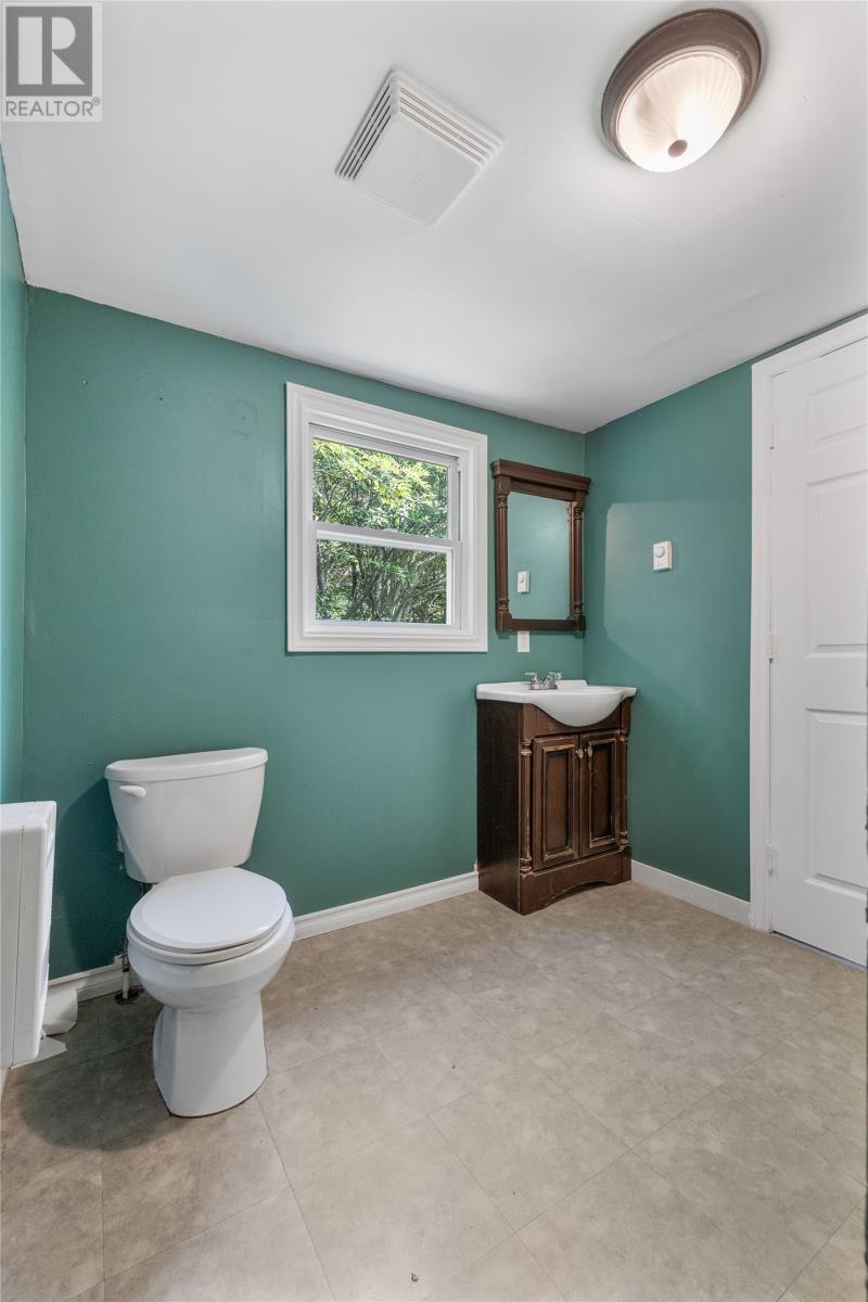 4 Conatti Place Property Photo 12