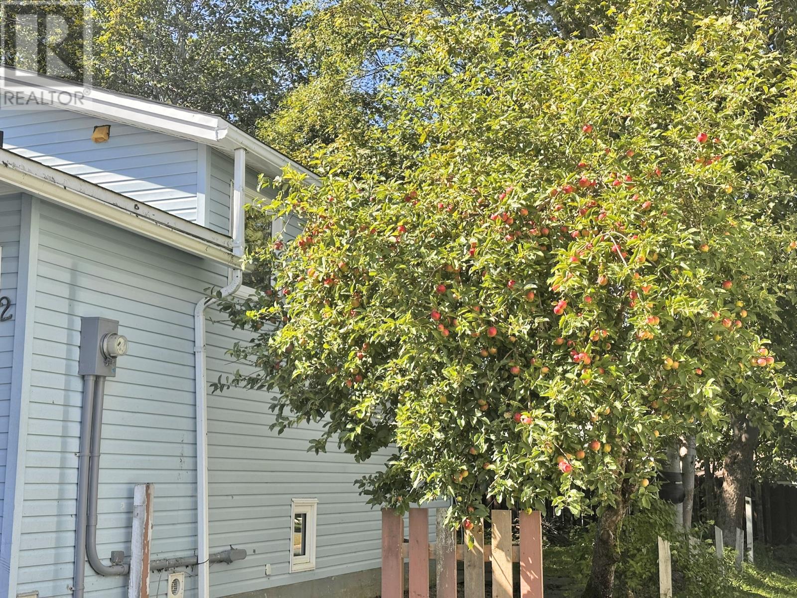 2 Mcmaster Place Property Photo 4