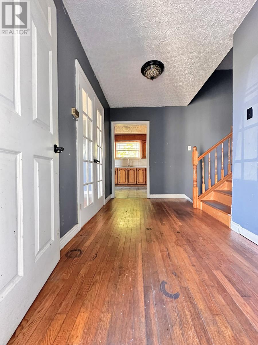 2 Mcmaster Place Property Photo 5