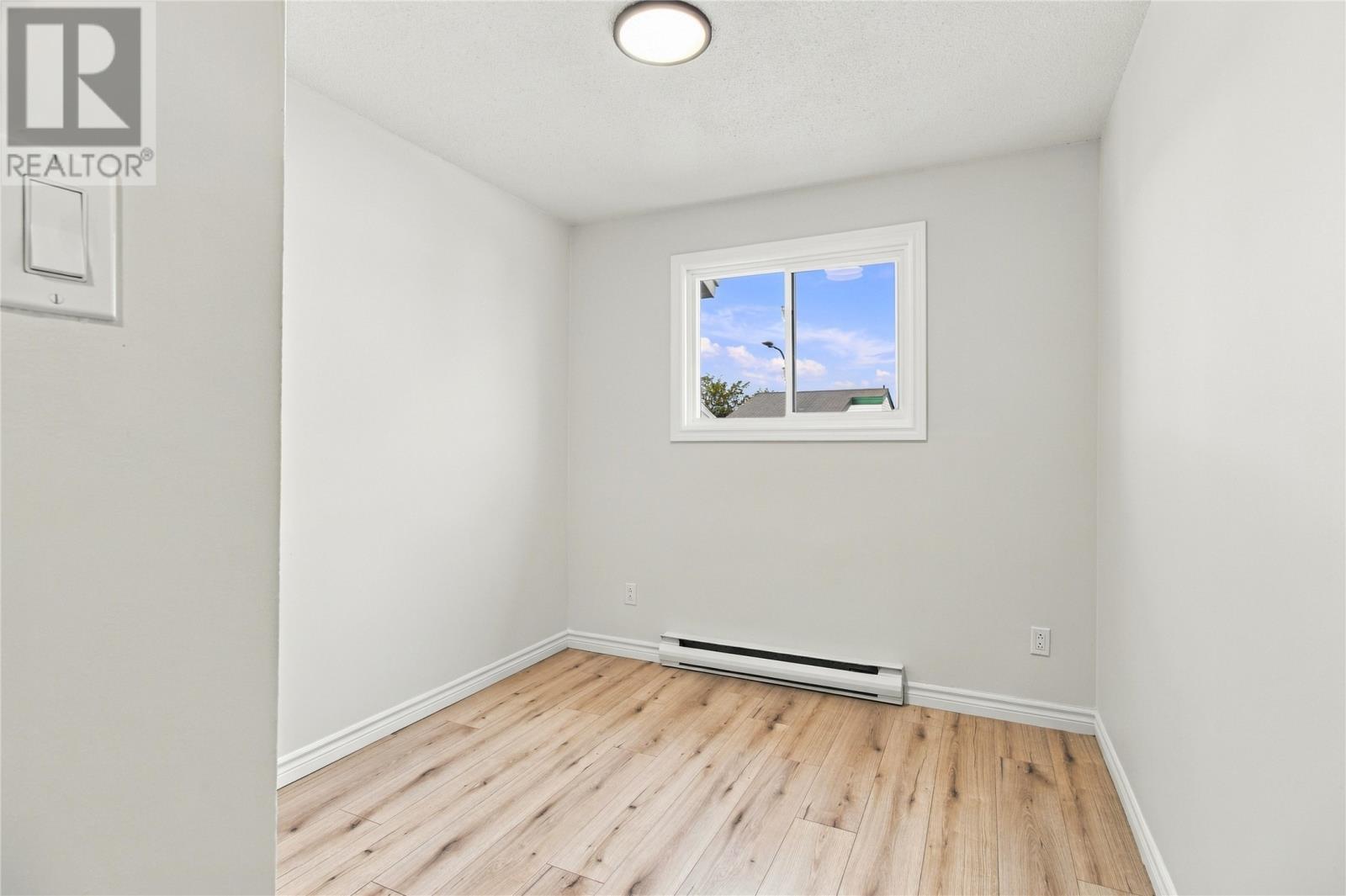 14 Jubilee Place Property Photo 20