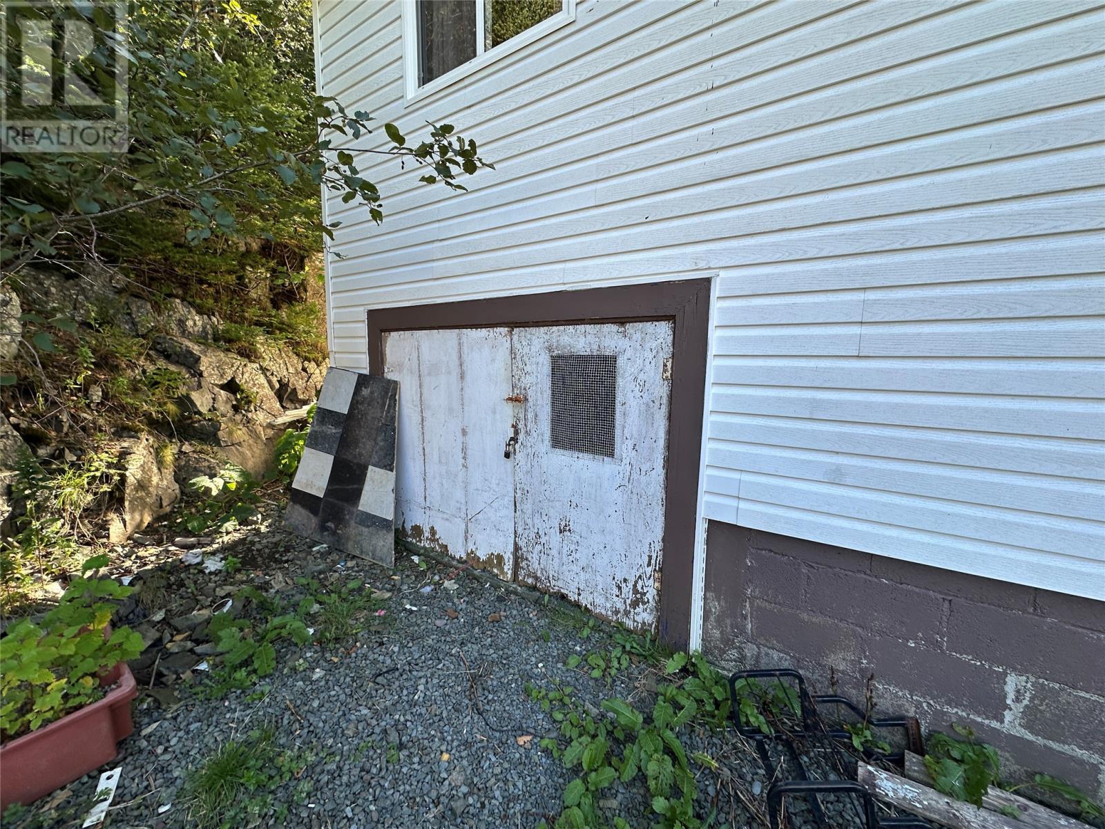 189 Ferndale Road Property Photo 3